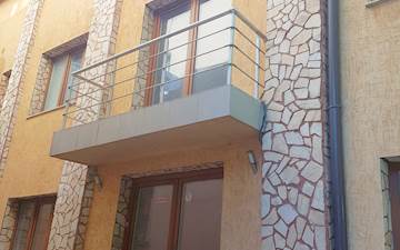 Къща в идеален център на София / House located in the very center of Sofia
